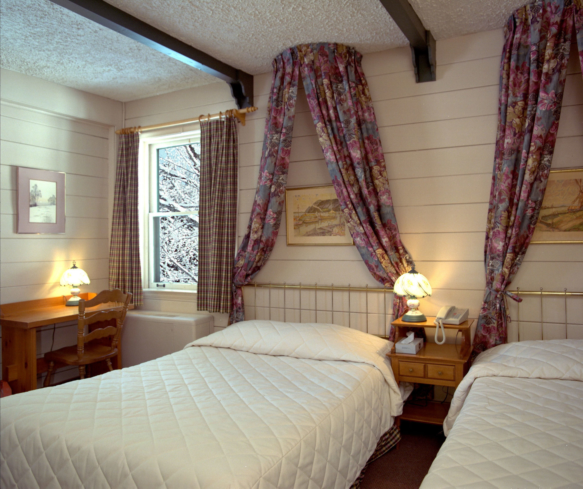Auberge Alpine Inn Sainte-Adèle Exteriér fotografie