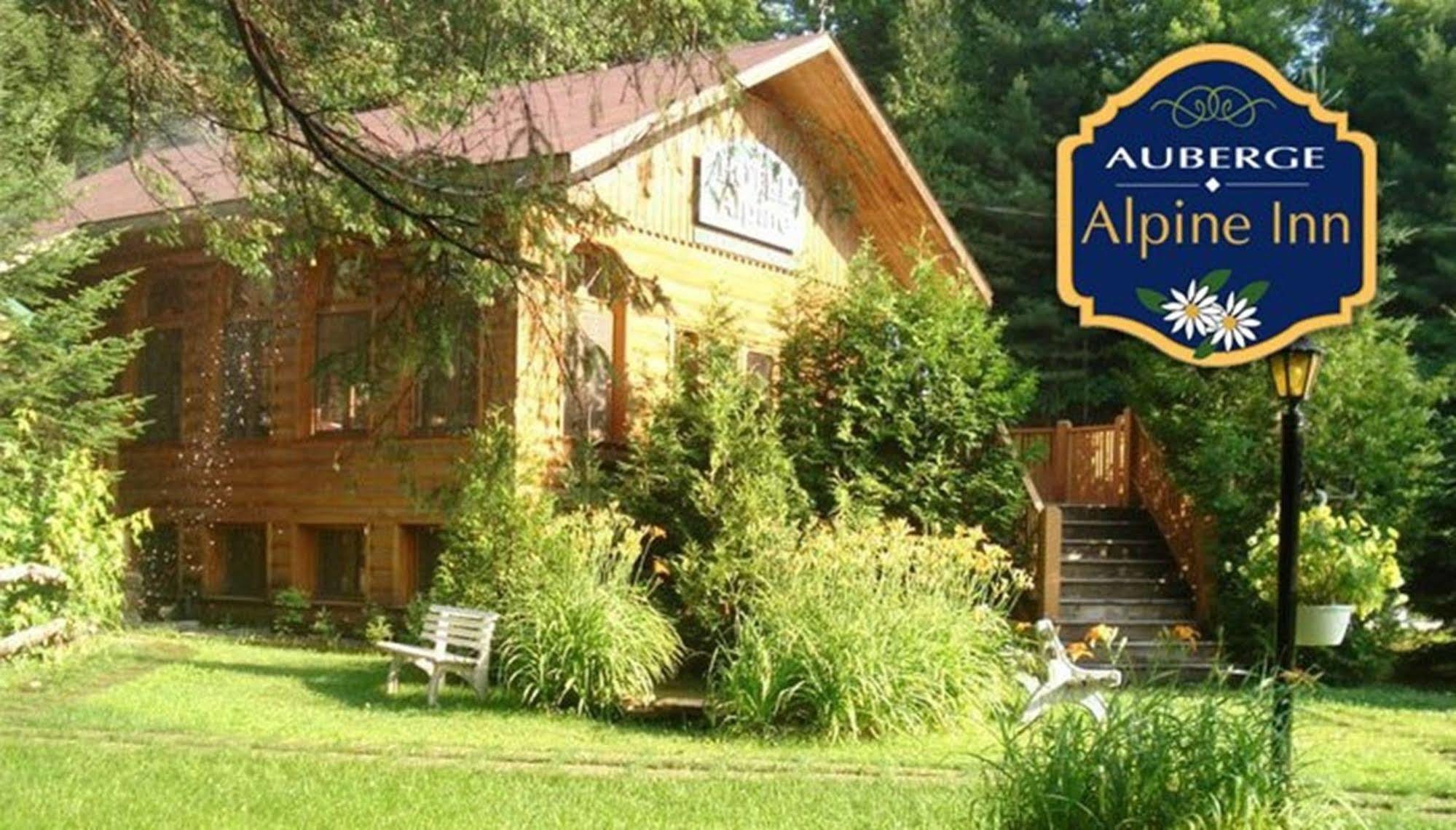 Auberge Alpine Inn Sainte-Adèle Exteriér fotografie